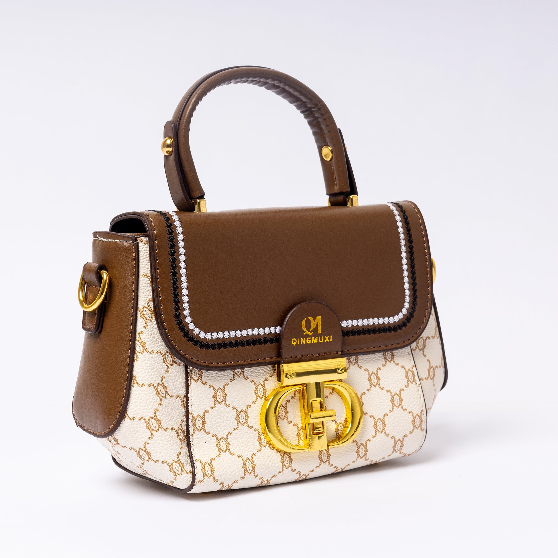 "Camillé Ivory Caramel interior compartment and pockets"
